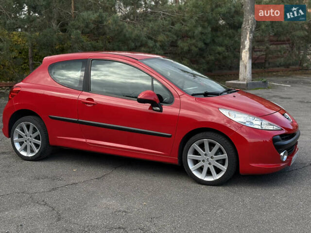 Пежо 207 2008 у Вінниці на Automoto.ua Червоний Пежо 207, об'ємом двигуна 1.4 л та пробігом 152 тис. км за 3800 $, фото 6 на Automoto.ua