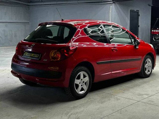 Красный Пежо 207, объемом двигателя 1.4 л и пробегом 169 тыс. км за 4500 $, фото 5 на Automoto.ua