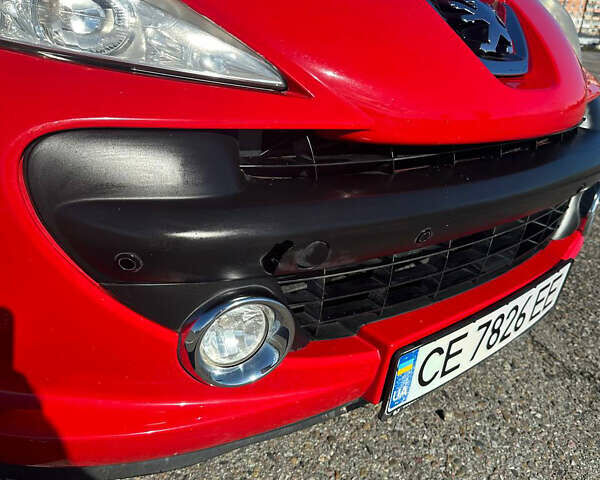 Красный Пежо 207, объемом двигателя 1.36 л и пробегом 169 тыс. км за 3700 $, фото 10 на Automoto.ua