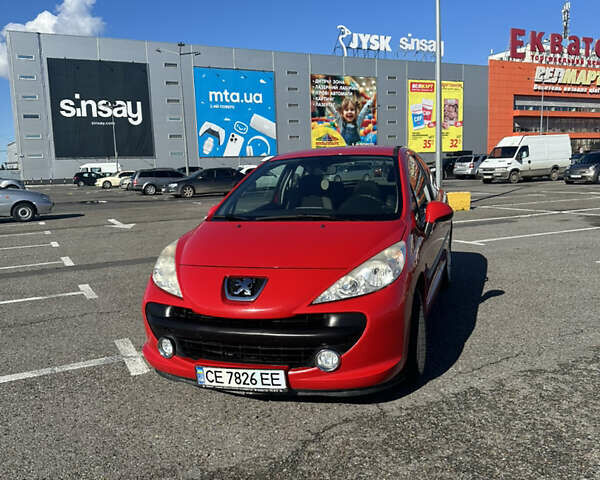Красный Пежо 207, объемом двигателя 1.4 л и пробегом 169 тыс. км за 3200 $, фото 1 на Automoto.ua