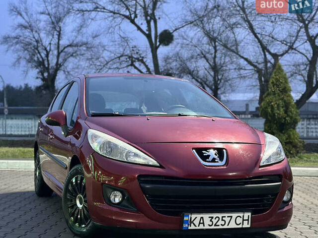 Красный Пежо 207, объемом двигателя 1.36 л и пробегом 140 тыс. км за 5300 $, фото 6 на Automoto.ua