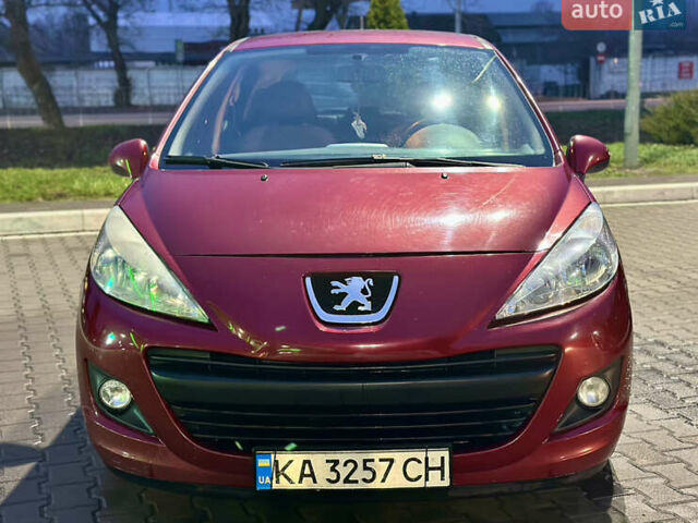 Красный Пежо 207, объемом двигателя 1.36 л и пробегом 140 тыс. км за 5300 $, фото 7 на Automoto.ua