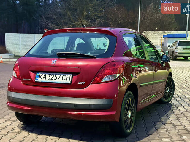 Красный Пежо 207, объемом двигателя 1.36 л и пробегом 140 тыс. км за 5300 $, фото 4 на Automoto.ua