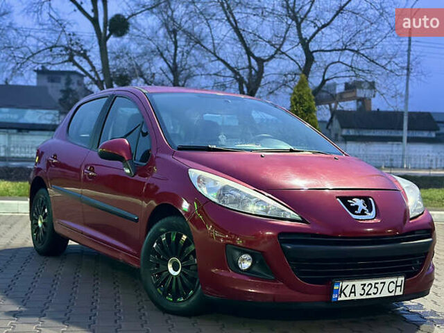 Красный Пежо 207, объемом двигателя 1.36 л и пробегом 140 тыс. км за 5300 $, фото 5 на Automoto.ua