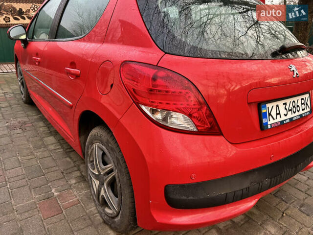 Красный Пежо 207, объемом двигателя 1.6 л и пробегом 86 тыс. км за 7500 $, фото 19 на Automoto.ua
