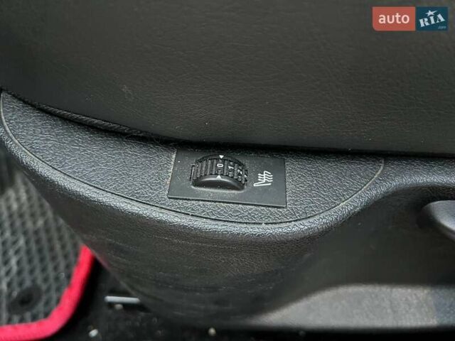 Червоний Пежо 207, об'ємом двигуна 1.6 л та пробігом 87 тис. км за 6500 $, фото 6 на Automoto.ua