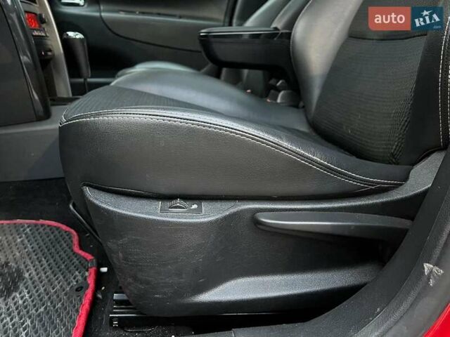 Червоний Пежо 207, об'ємом двигуна 1.6 л та пробігом 87 тис. км за 6500 $, фото 4 на Automoto.ua