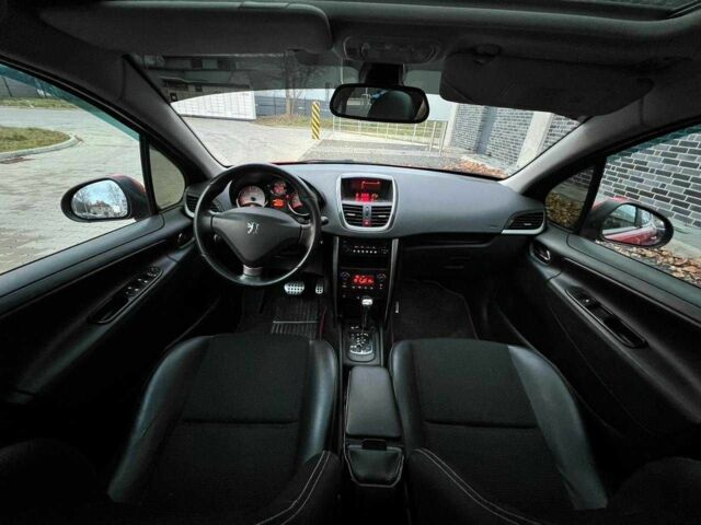 Пежо 207 2012 у Києві на Automoto.ua Червоний Пежо 207, об'ємом двигуна 1.6 л та пробігом 87 тис. км за 6450 $, фото 16 на Automoto.ua