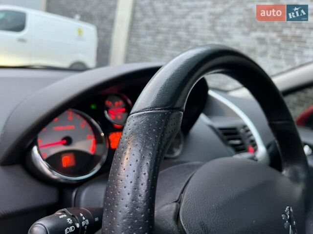 Червоний Пежо 207, об'ємом двигуна 1.6 л та пробігом 87 тис. км за 6500 $, фото 23 на Automoto.ua