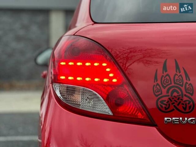 Червоний Пежо 207, об'ємом двигуна 1.6 л та пробігом 87 тис. км за 6500 $, фото 15 на Automoto.ua