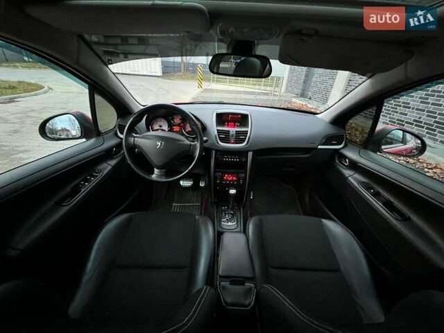 Червоний Пежо 207, об'ємом двигуна 1.6 л та пробігом 87 тис. км за 6500 $, фото 7 на Automoto.ua