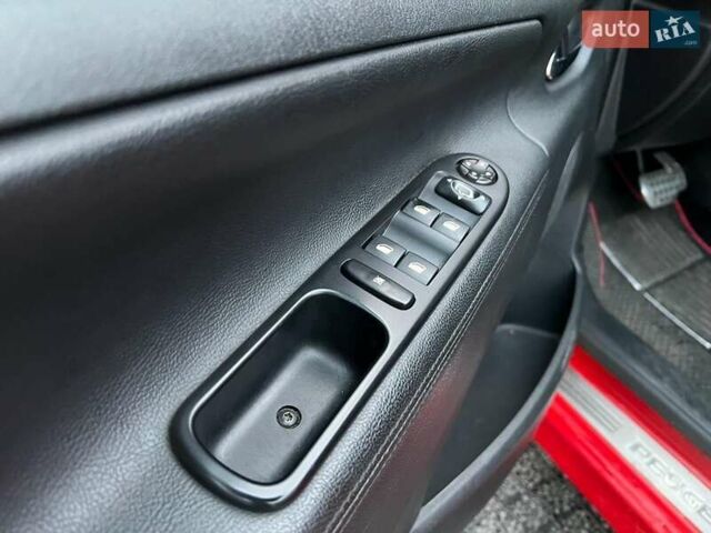 Червоний Пежо 207, об'ємом двигуна 1.6 л та пробігом 87 тис. км за 6500 $, фото 17 на Automoto.ua