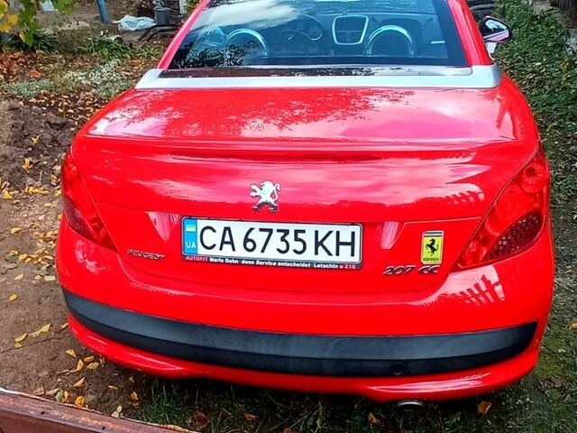 Червоний Пежо 207, об'ємом двигуна 1.6 л та пробігом 125 тис. км за 3000 $, фото 3 на Automoto.ua