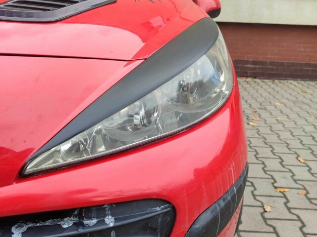 Червоний Пежо 207, об'ємом двигуна 1.4 л та пробігом 248 тис. км за 3600 $, фото 4 на Automoto.ua