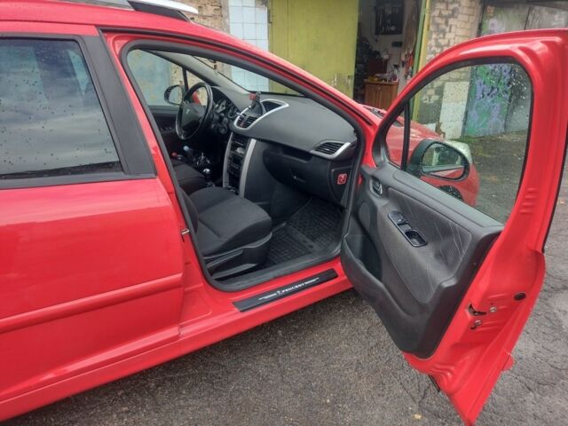 Червоний Пежо 207, об'ємом двигуна 1.4 л та пробігом 146 тис. км за 5000 $, фото 10 на Automoto.ua