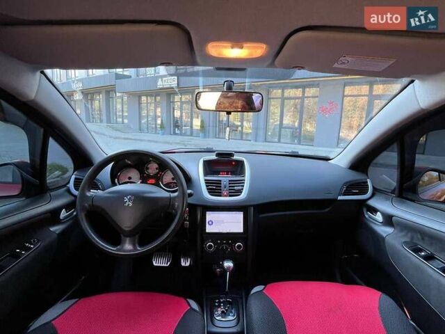 Пежо 207 2008 в Новояворовск на Automoto.ua Красный Пежо 207, объемом двигателя 1.6 л и пробегом 204 тыс. км за 5599 $, фото 14 на Automoto.ua