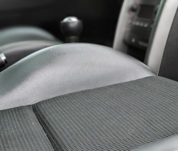 Красный Пежо 207, объемом двигателя 1.6 л и пробегом 230 тыс. км за 5300 $, фото 21 на Automoto.ua