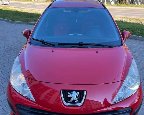 Пежо 207 2008 в Новояворовск на Automoto.ua Красный Пежо 207, объемом двигателя 1.6 л и пробегом 204 тыс. км за 5599 $, фото 3 на Automoto.ua