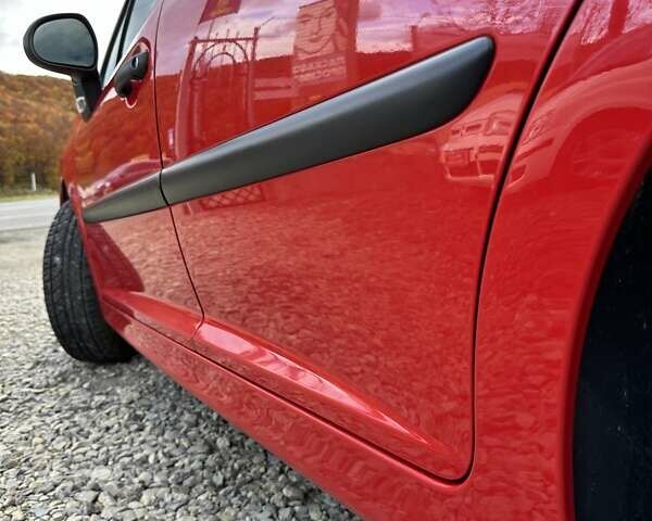 Пежо 207 2009 в Бережанах на Automoto.ua Красный Пежо 207, объемом двигателя 1.4 л и пробегом 230 тыс. км за 4350 $, фото 7 на Automoto.ua