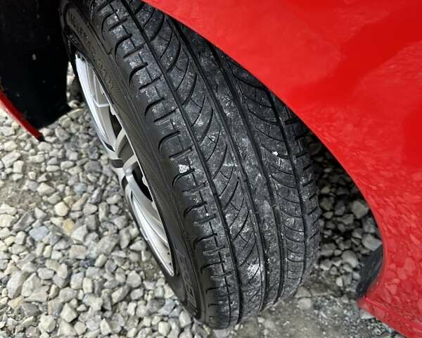 Пежо 207 2009 в Бережанах на Automoto.ua Красный Пежо 207, объемом двигателя 1.4 л и пробегом 230 тыс. км за 4350 $, фото 6 на Automoto.ua