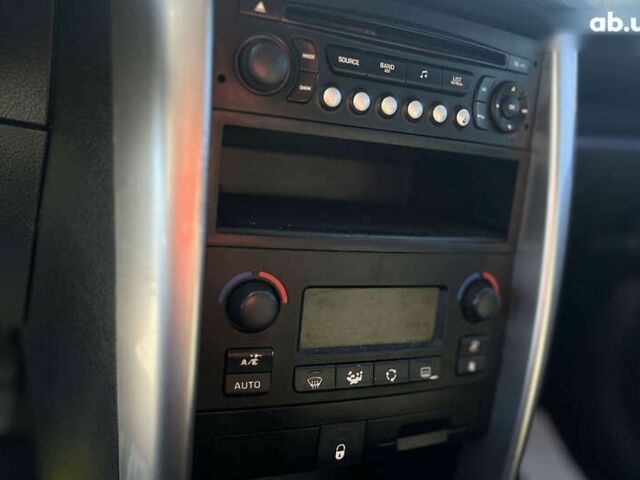 Пежо 207, объемом двигателя 1.6 л и пробегом 159 тыс. км за 3999 $, фото 18 на Automoto.ua