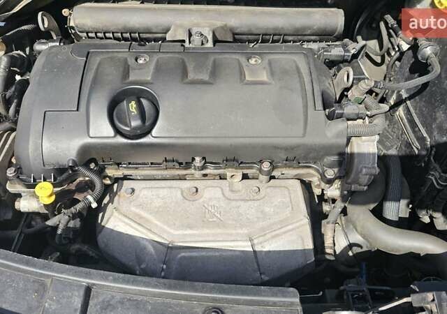 Пежо 207, объемом двигателя 1.36 л и пробегом 192 тыс. км за 4999 $, фото 43 на Automoto.ua