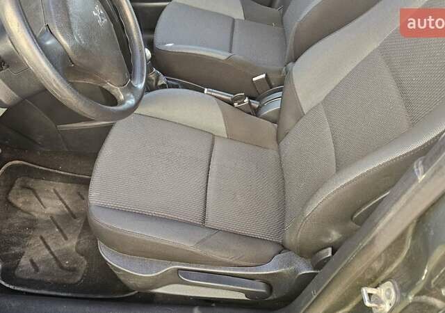 Пежо 207, объемом двигателя 1.36 л и пробегом 192 тыс. км за 4999 $, фото 29 на Automoto.ua