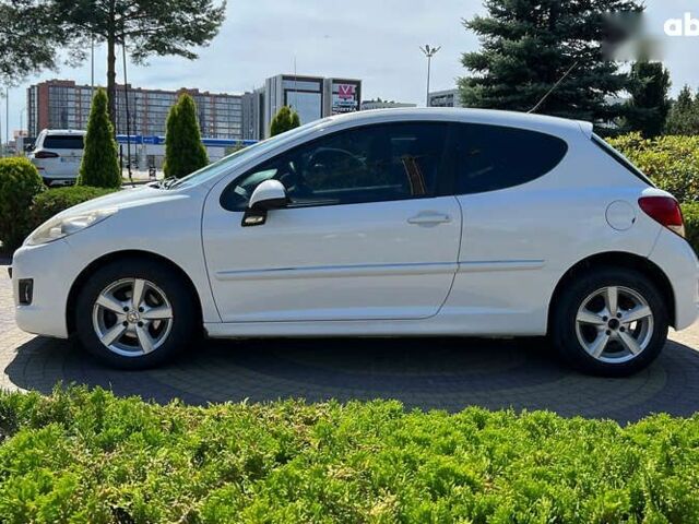 Пежо 207, объемом двигателя 1.4 л и пробегом 207 тыс. км за 3890 $, фото 3 на Automoto.ua