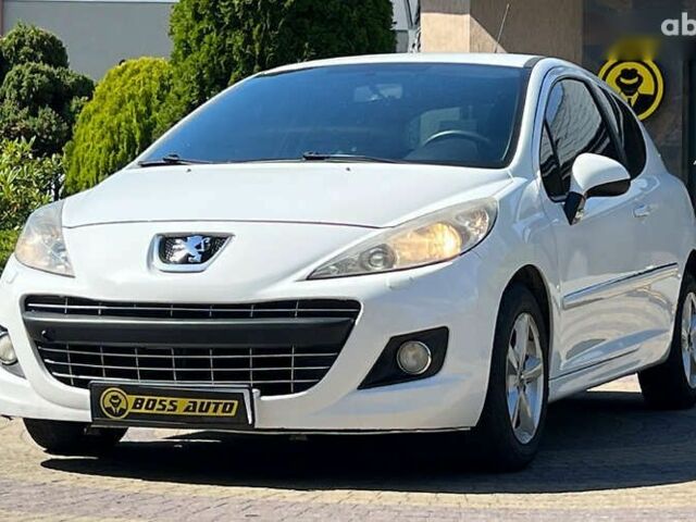 Пежо 207, объемом двигателя 1.4 л и пробегом 207 тыс. км за 3890 $, фото 2 на Automoto.ua