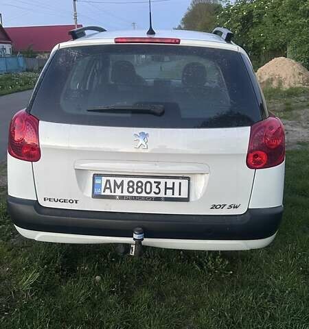 Пежо 207, объемом двигателя 1.4 л и пробегом 182 тыс. км за 4700 $, фото 1 на Automoto.ua