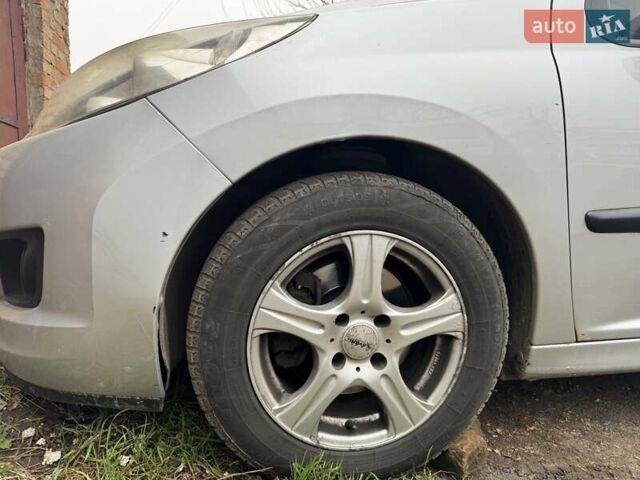 Пежо 207, об'ємом двигуна 1.6 л та пробігом 269 тис. км за 3900 $, фото 4 на Automoto.ua