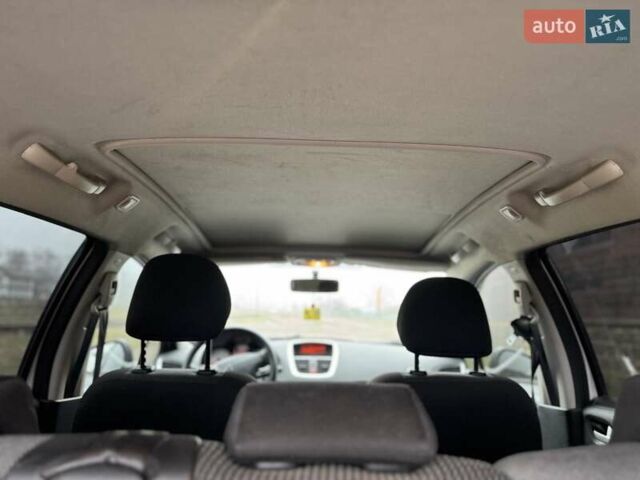 Пежо 207, об'ємом двигуна 1.6 л та пробігом 269 тис. км за 3900 $, фото 24 на Automoto.ua