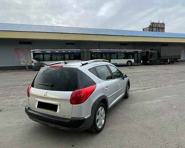 Пежо 207, объемом двигателя 1.56 л и пробегом 202 тыс. км за 5700 $, фото 3 на Automoto.ua