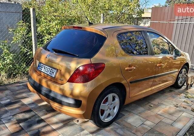 Пежо 207 2008 в Николаеве на Automoto.ua Желтый Пежо 207, объемом двигателя 1.4 л и пробегом 244 тыс. км за 4205 $, фото 9 на Automoto.ua