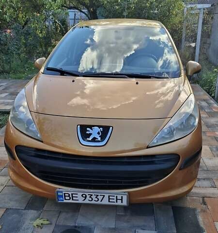 Пежо 207 2008 в Николаеве на Automoto.ua Желтый Пежо 207, объемом двигателя 1.4 л и пробегом 244 тыс. км за 4205 $, фото 3 на Automoto.ua