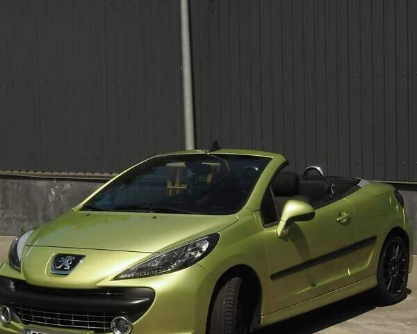 Желтый Пежо 207, объемом двигателя 1.61 л и пробегом 192 тыс. км за 6300 $, фото 18 на Automoto.ua