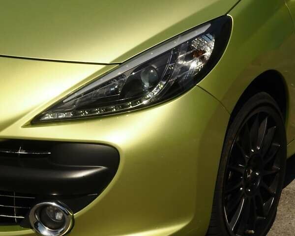 Желтый Пежо 207, объемом двигателя 1.61 л и пробегом 192 тыс. км за 6300 $, фото 28 на Automoto.ua