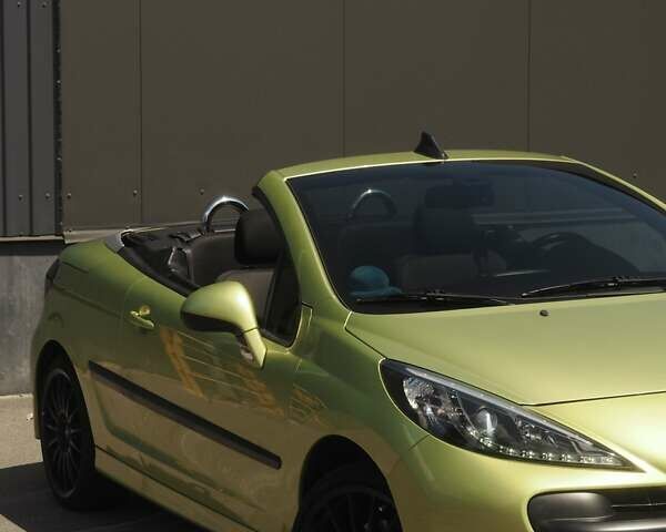 Желтый Пежо 207, объемом двигателя 1.61 л и пробегом 192 тыс. км за 6300 $, фото 23 на Automoto.ua