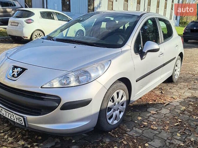 Серый Пежо 207, объемом двигателя 1.4 л и пробегом 205 тыс. км за 4200 $, фото 1 на Automoto.ua