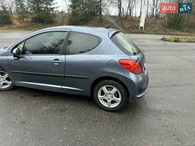 Сірий Пежо 207, об'ємом двигуна 1.36 л та пробігом 172 тис. км за 2600 $, фото 2 на Automoto.ua