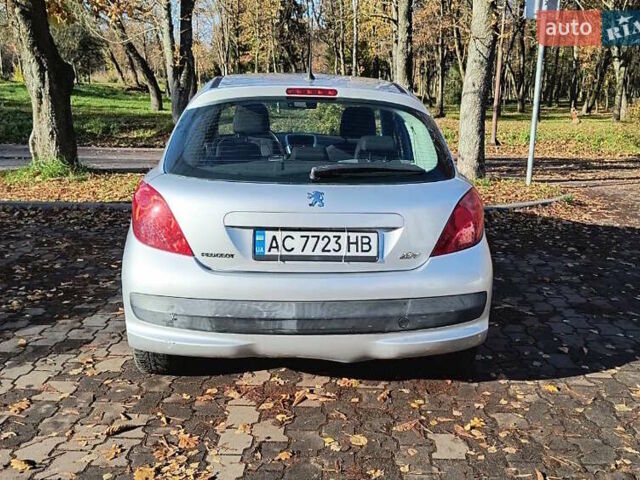 Серый Пежо 207, объемом двигателя 1.4 л и пробегом 205 тыс. км за 4200 $, фото 8 на Automoto.ua