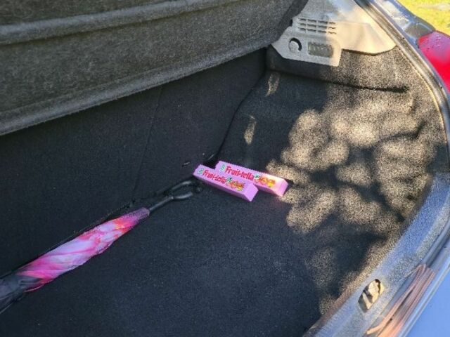 Серый Пежо 207, объемом двигателя 1.6 л и пробегом 196 тыс. км за 4400 $, фото 7 на Automoto.ua