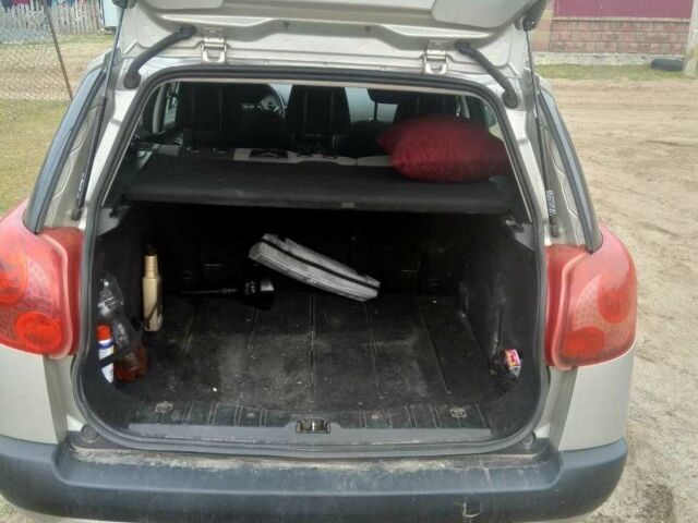 Серый Пежо 207, объемом двигателя 1.4 л и пробегом 220 тыс. км за 4250 $, фото 1 на Automoto.ua