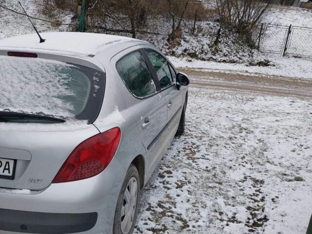 Серый Пежо 207, объемом двигателя 1.4 л и пробегом 220 тыс. км за 3550 $, фото 1 на Automoto.ua