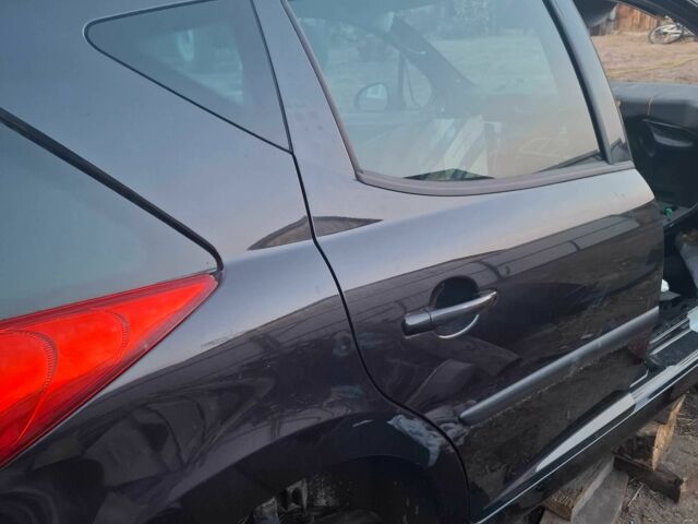 Серый Пежо 207, объемом двигателя 1.4 л и пробегом 220 тыс. км за 4250 $, фото 10 на Automoto.ua