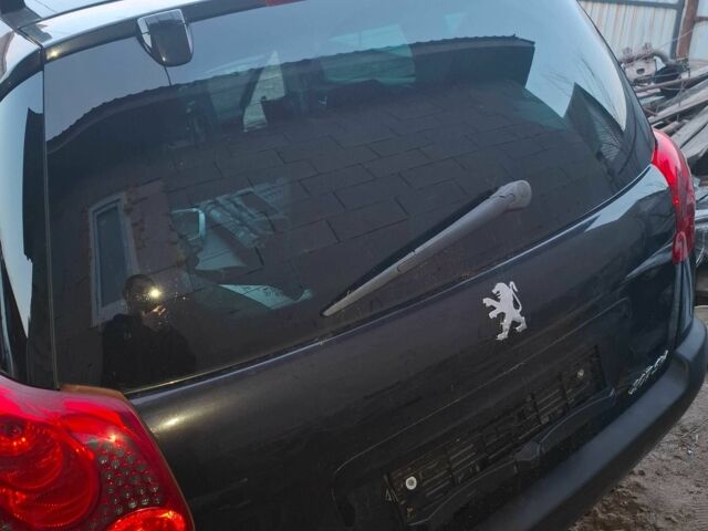 Серый Пежо 207, объемом двигателя 1.4 л и пробегом 220 тыс. км за 4250 $, фото 11 на Automoto.ua