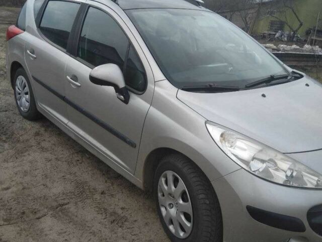 Серый Пежо 207, объемом двигателя 1.4 л и пробегом 220 тыс. км за 4250 $, фото 7 на Automoto.ua