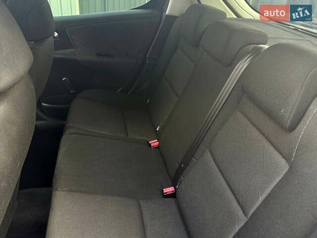 Серый Пежо 207, объемом двигателя 1.6 л и пробегом 167 тыс. км за 4900 $, фото 11 на Automoto.ua