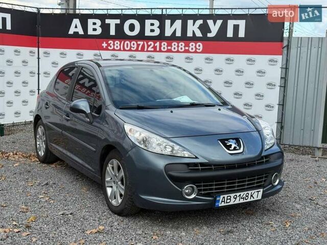Серый Пежо 207, объемом двигателя 1.6 л и пробегом 167 тыс. км за 4900 $, фото 2 на Automoto.ua