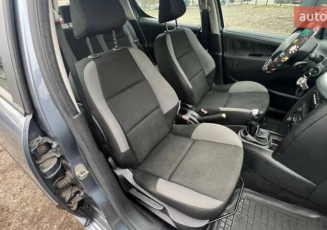 Серый Пежо 207, объемом двигателя 1.4 л и пробегом 166 тыс. км за 5190 $, фото 11 на Automoto.ua